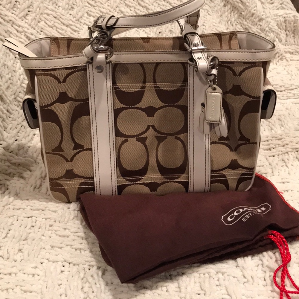 Authentic COACH signature C handbag tote